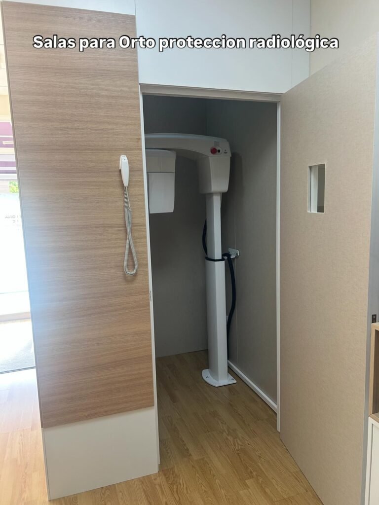 Sala de radiología con paneles y puertas de plomo de 2 mm (Ortos)